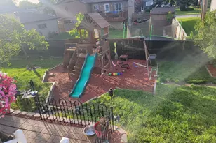 2208 Hiawatha Pkwy, Woodridge, IL 60517 - Photo 29