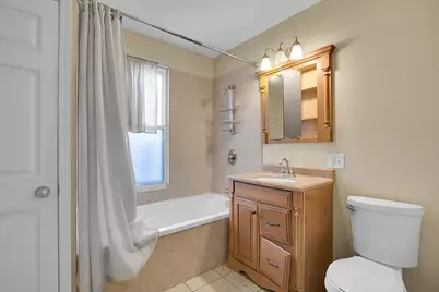 9232 S Essex Avenue, Chicago, IL 60617 - Photo 13