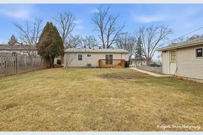 610 Larkdale Row, Wauconda, IL 60084 - Photo 19