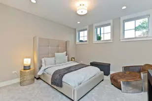 4753 N Hamilton Ave, Chicago, IL 60625 - Photo 13