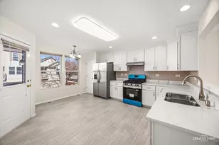 530 Conservatory Ln, Aurora, IL 60502 - Photo 5