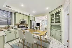 1428 W Edgewater Ave, Chicago, IL 60660 - Photo 9