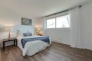 73 S Beck Rd, Lindenhurst, IL 60046 - Photo 11