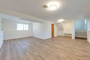 73 S Beck Rd, Lindenhurst, IL 60046 - Photo 15