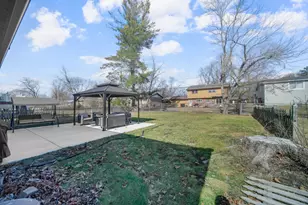 1124 Jamie Ln, Homewood, IL 60430 - Photo 19