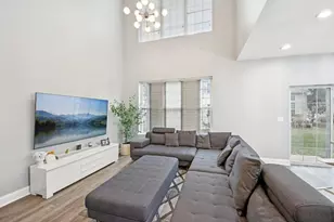 831 Amelia Ct, Grayslake, IL 60030 - Photo 5