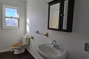 305 E 3rd St, Bowen, IL 62316 - Photo 9