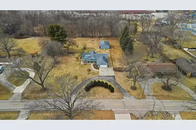 1307 Sinnissippi Park Road, Sterling, IL 61081 - Photo 5