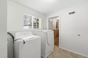 171 Monarch Dr, Streamwood, IL 60107 - Photo 25