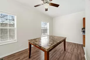 171 Monarch Dr, Streamwood, IL 60107 - Photo 11
