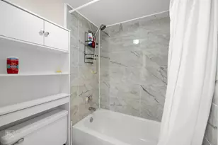 6820 Joliet Rd, Indian Head Park, IL 60525 - Photo 9