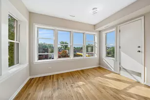 1740 W Foster Ave, Chicago, IL 60640 - Photo 7