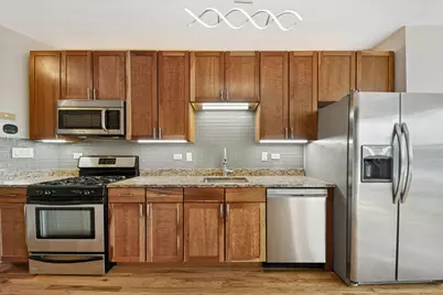 1740 W Foster Avenue #3F, Chicago, IL 60640 - Photo 9