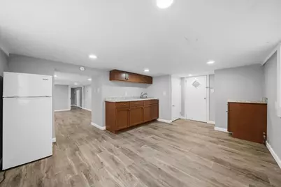 1307 W 173rd Street, Hazel Crest, IL 60429 - Photo 5