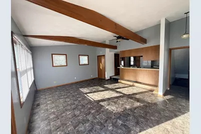 617 W Lincolnway Road, Morrison, IL 61270 - Photo 5