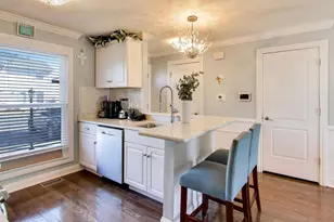 116 Raintree Ct, Aurora, IL 60504 - Photo 3