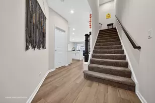 534 Watercress Dr, Aurora, IL 60504 - Photo 3