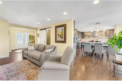 321 Carriage Hill Road, Naperville, IL 60565 - Photo 3