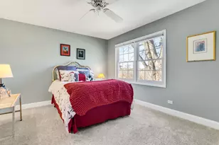 321 Carriage Hill Rd, Naperville, IL 60565 - Photo 21