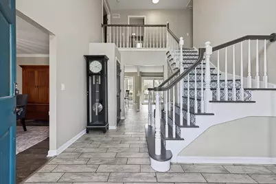 570 Riva Court, Wheaton, IL 60187 - Photo 3