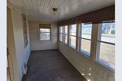 204 N Pecatonica Street, Winnebago, IL 61088 - Photo 9