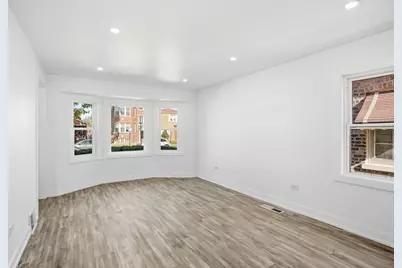 607 E 103rd Place, Chicago, IL 60628 - Photo 9