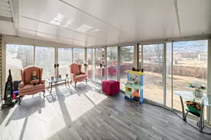 220 N Rosedale Ave, Aurora, IL 60506 - Photo 23