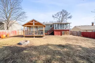 220 N Rosedale Ave, Aurora, IL 60506 - Photo 21