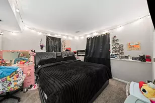 220 N Rosedale Ave, Aurora, IL 60506 - Photo 13