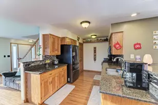 1847 Lakewood Dr, Wilmington, IL 60481 - Photo 9