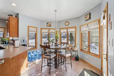 1237 W Parliament Street, Crete, IL 60417 - Photo 17