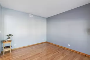 1237 W Parliament St, Crete, IL 60417 - Photo 7