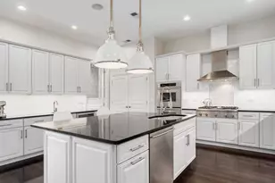 1359 W Fullerton Ave, Chicago, IL 60614 - Photo 15