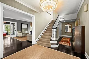 121 Robsart Rd, Kenilworth, IL 60043 - Photo 5