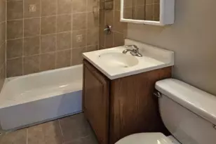 [Address not provided], Oak Park, IL 60302 - Photo 5