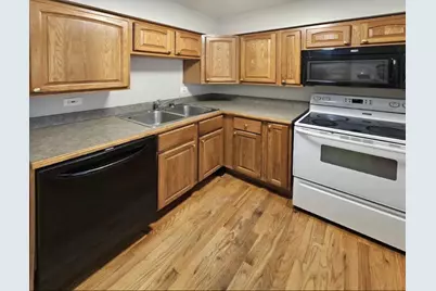 [Address not provided], Oak Park, IL 60302 - Photo 3