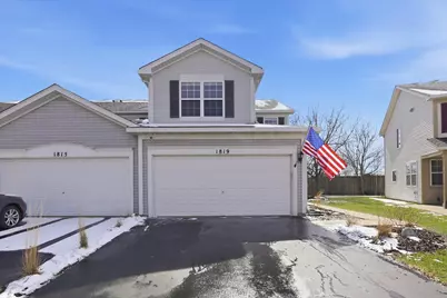 1819 S Wentworth Circle, Romeoville, IL 60446 - Photo 1