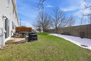 1819 S Wentworth Cir, Romeoville, IL 60446 - Photo 27