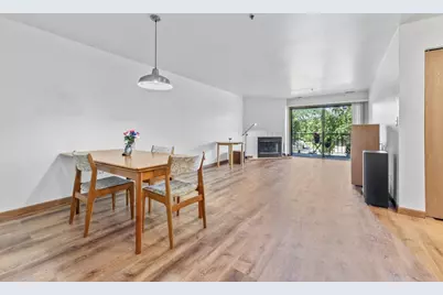 671 Hapsfield Lane #105, Buffalo Grove, IL 60089 - Photo 5