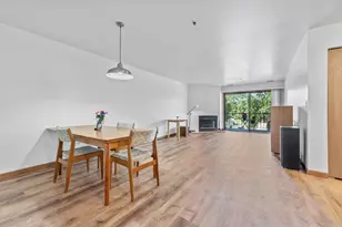 671 Hapsfield Ln, Buffalo Grove, IL 60089 - Photo 5