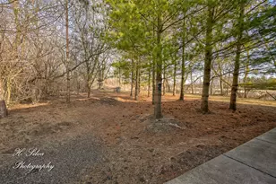 8106 Maple St, Marengo, IL 60152 - Photo 37