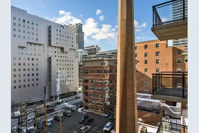 101 W Superior Street #706, Chicago, IL 60654 - Photo 23