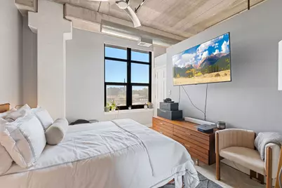 833 W 15th Place #315, Chicago, IL 60608 - Photo 13