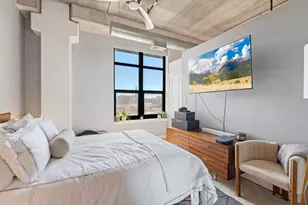 833 W 15th Pl, Chicago, IL 60608 - Photo 13