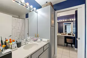 833 W 15th Pl, Chicago, IL 60608 - Photo 17