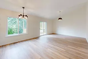 1913 Barnhill Dr, Mundelein, IL 60060 - Photo 9