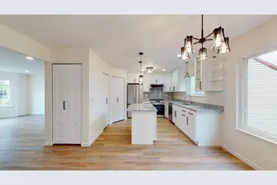 1913 Barnhill Drive, Mundelein, IL 60060 - Photo 7