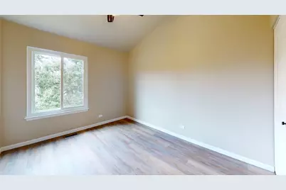 1913 Barnhill Drive, Mundelein, IL 60060 - Photo 17