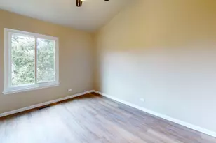 1913 Barnhill Dr, Mundelein, IL 60060 - Photo 17