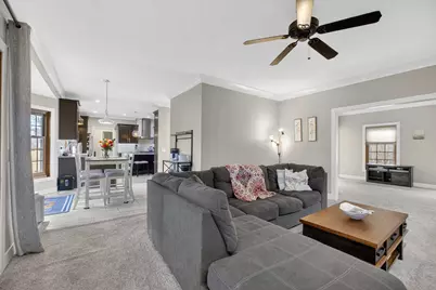 3850 E 59th Street, Davenport, IA 52807 - Photo 15